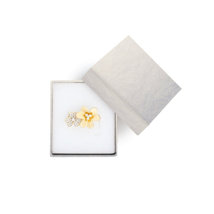 White Cotton Filled Boxes