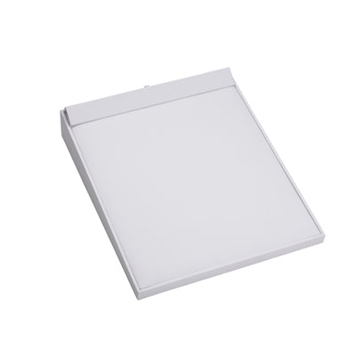 White Leatherette 18 Chain