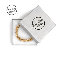Chain bracelet in a branded silver box with customizable text area.