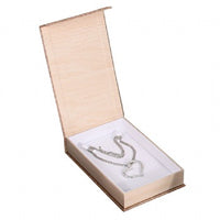 Deluxe Burlap Magnetic Necklace