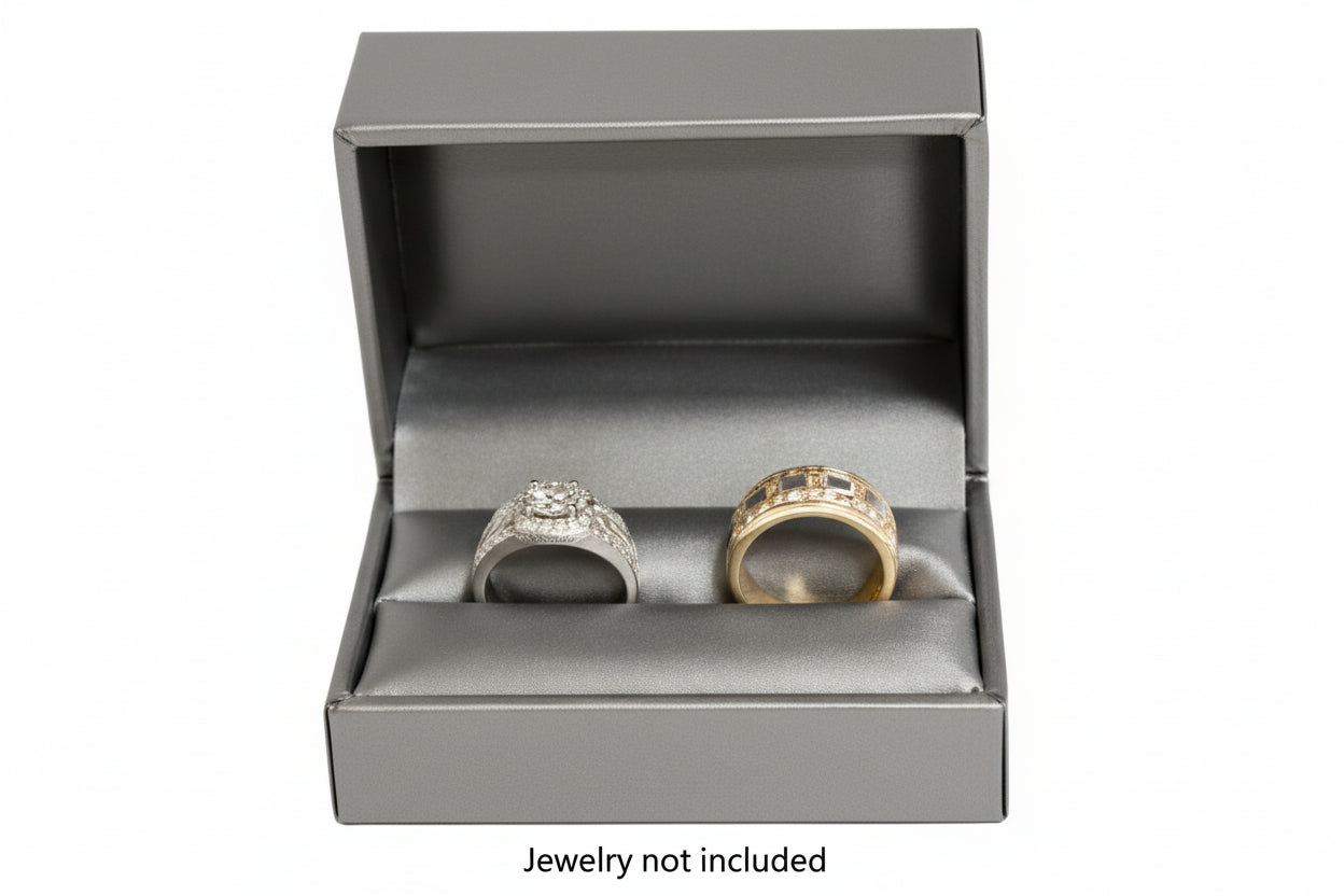 Silver Leatherette Double Ring Slit Box