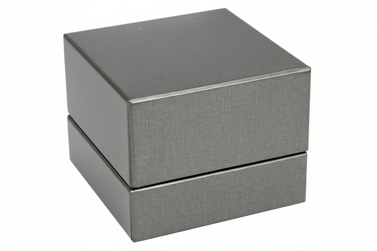 Silver Leatherette Ring Clip Box