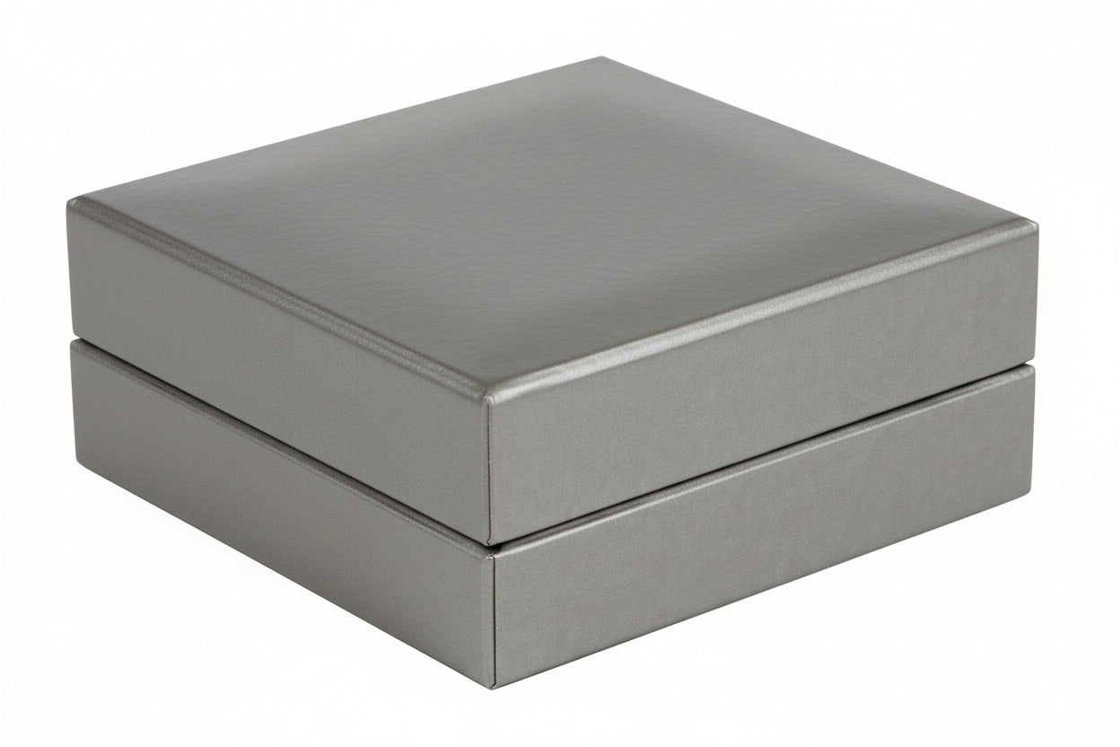Silver Leatherette X-Large Pendant Box