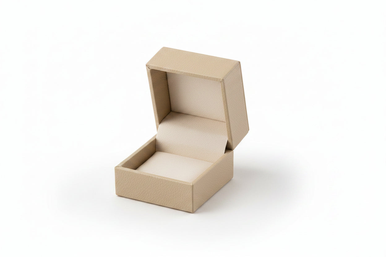 Beige jewelry box 