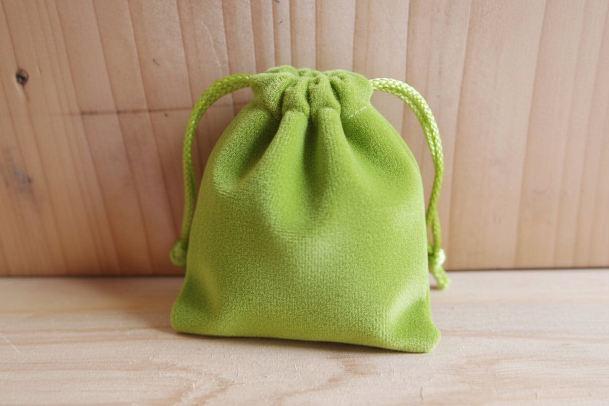 Velour Drawstring Pouch (M)