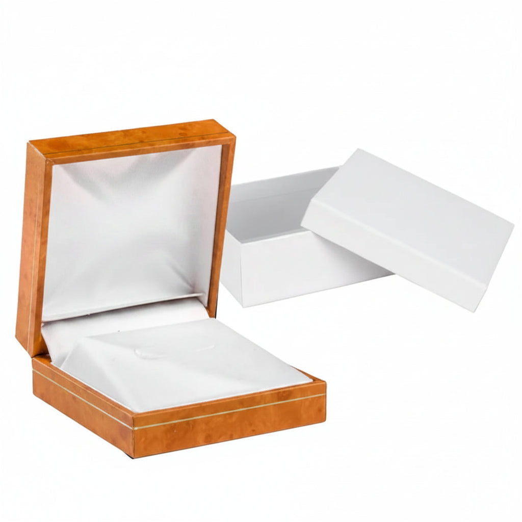 Woodgrain jewelry box 