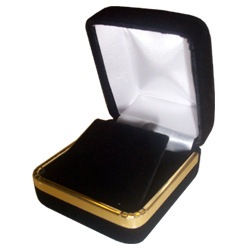 Velveteen Earring Flap Box with Gold Rim 