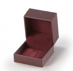 Burgundy Leatherette Ring Clip Box