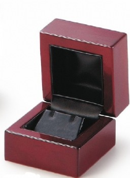 Mahogany Wood Stud Earring Box