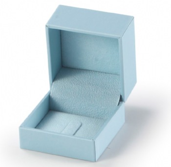 Light Blue Leatherette Ring Clip Box